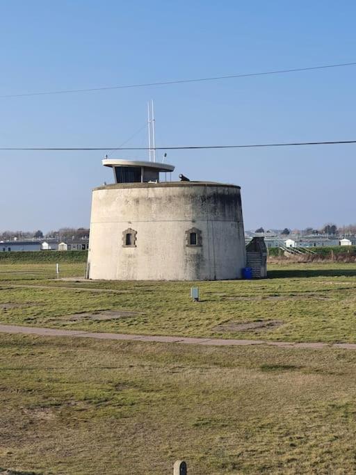 Awave From It All - Escape The City Life Jaywick Sands Exterior foto